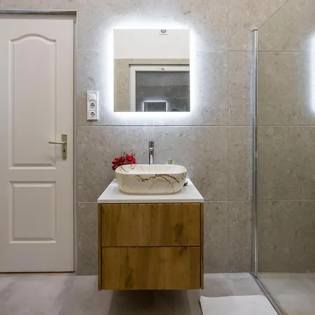 Deluxe & Cozy J40 Grand In The Heart Of Bp Budapest